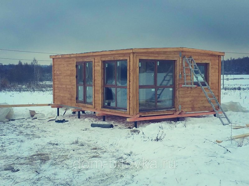 Бытовка с панорамными окнами
