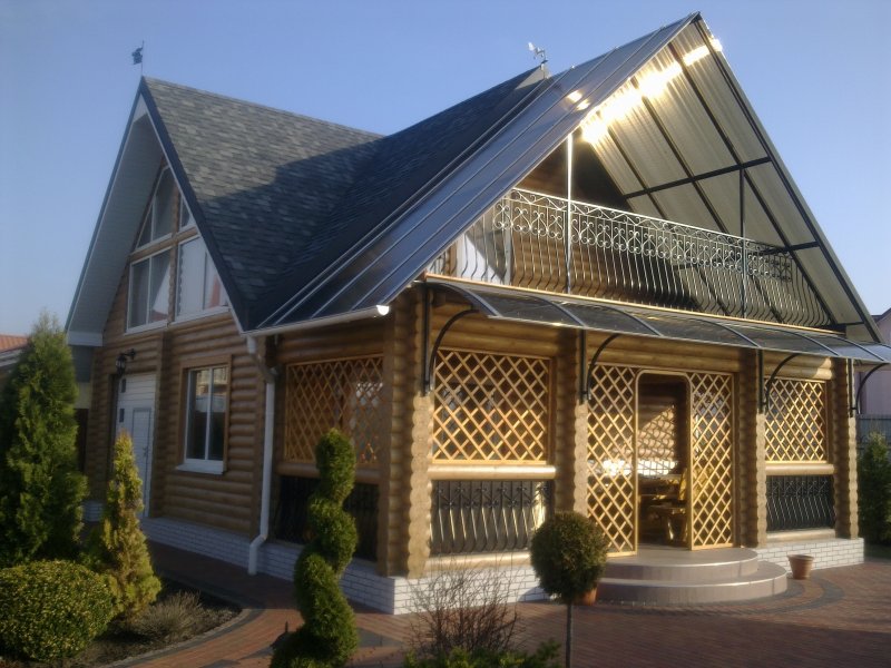 Красивые дачные крыши