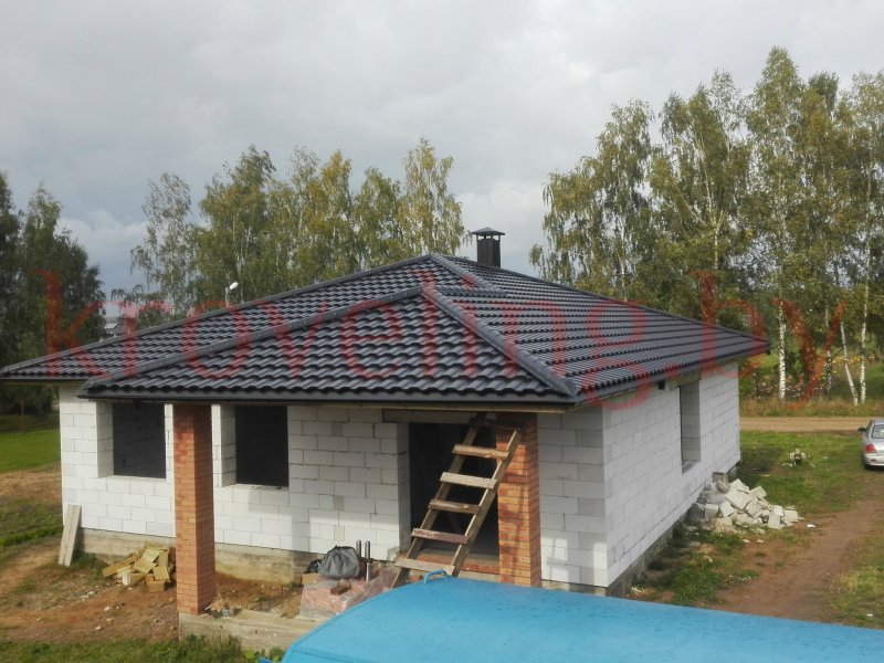 Вальмовая кровля битумная черепица