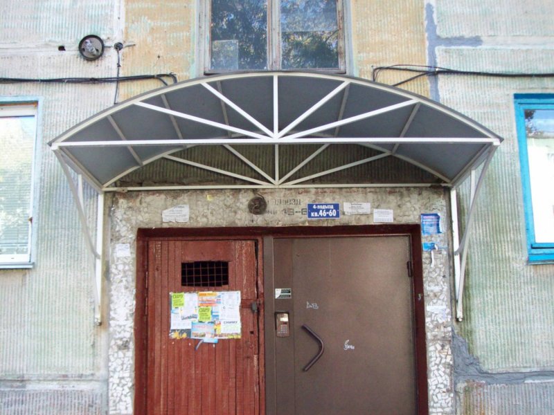 Подъездные козырьки