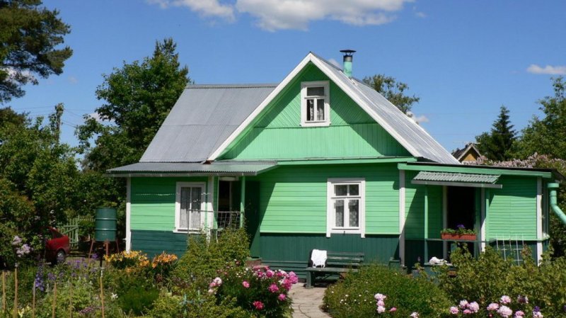 Покрасить дом в деревне