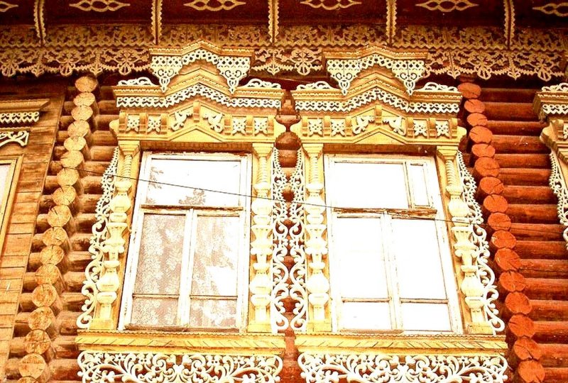 Пропильная домовая резьба