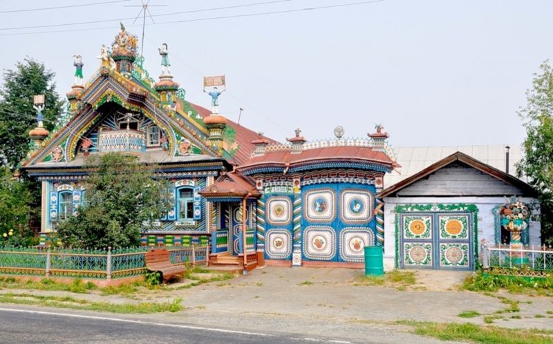 Терем кузнеца Кириллова в деревне Кунара