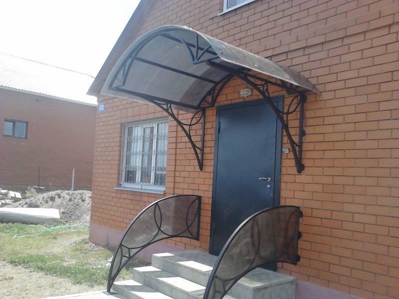 Арочный козырек