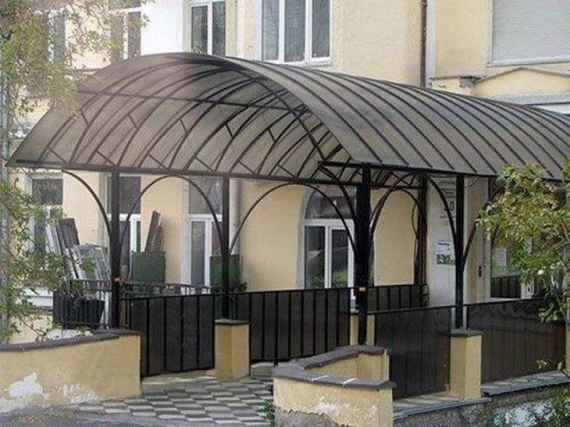 Козырек из поликарбоната