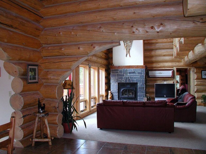 Интерьер в рубленном доме