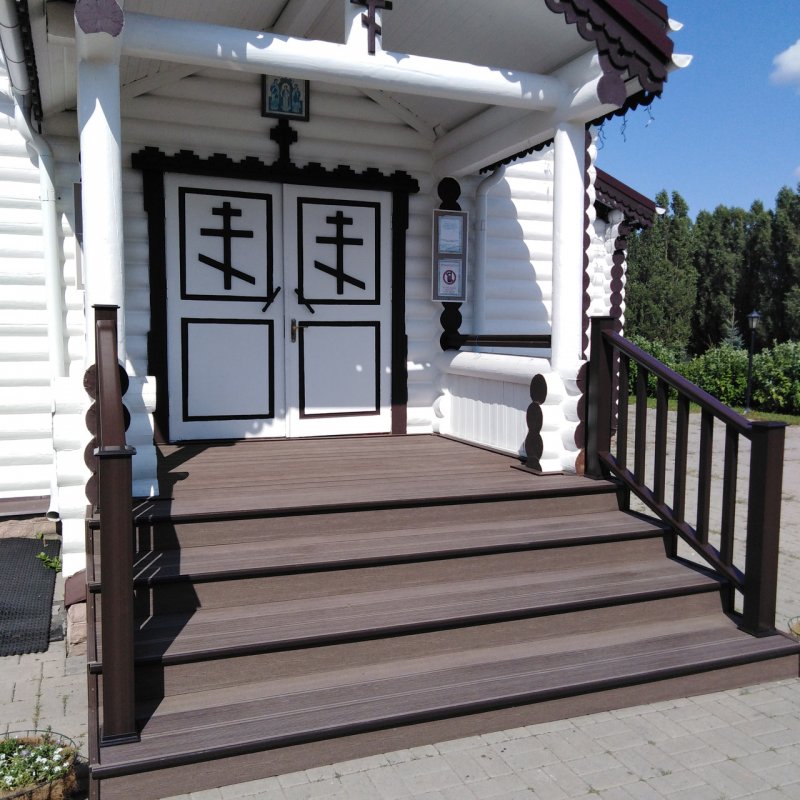 Ступень ДПК Deckron/Darvolex 320*20*4000мм, венге
