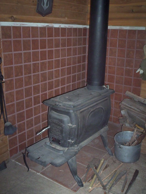 Металлическая печь для дачного домика
