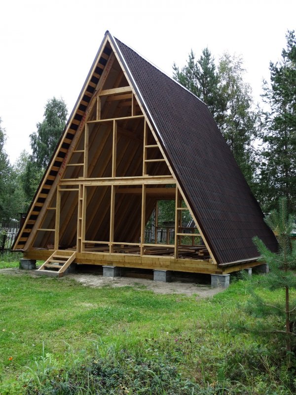 А-образный дом. A-frame. Дом шалаш.