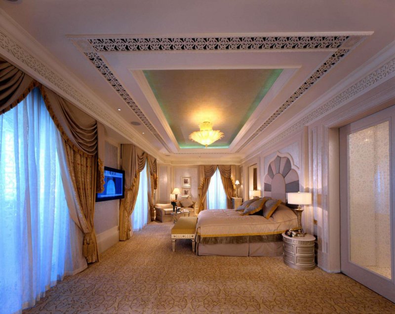 Emirates Palace в Абу-Даби интерьеры