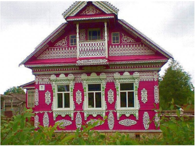 Резной расписной Терем