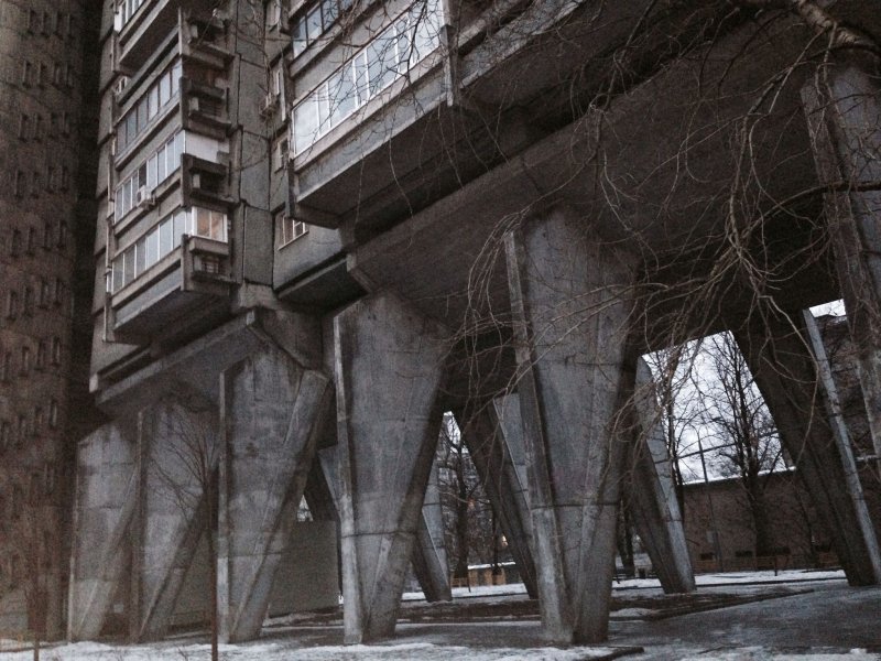 Дом на куриных ножках в Москве