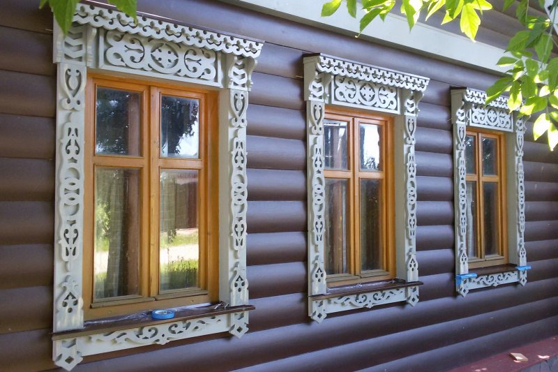 Ровные наличники на окна