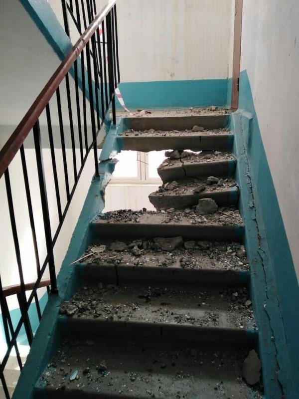Лестница в подъезде