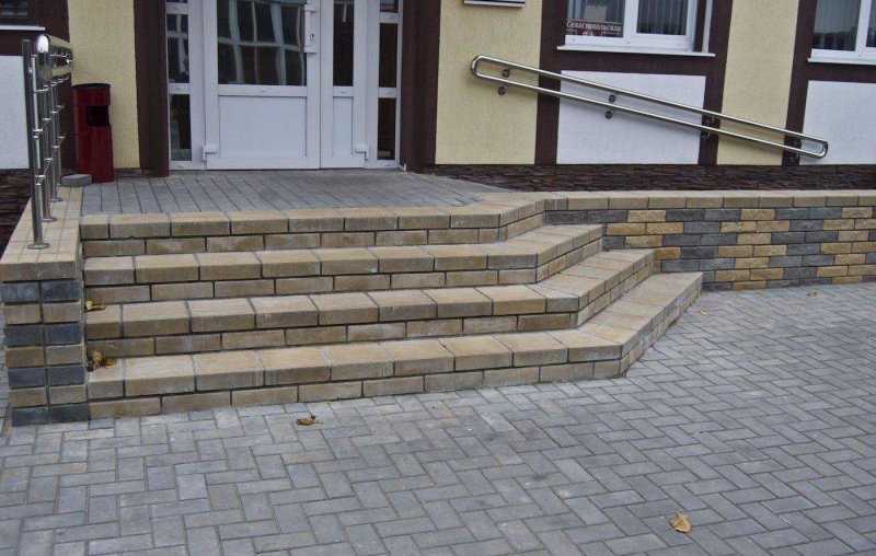 Ступеньки из тротуарной плитки