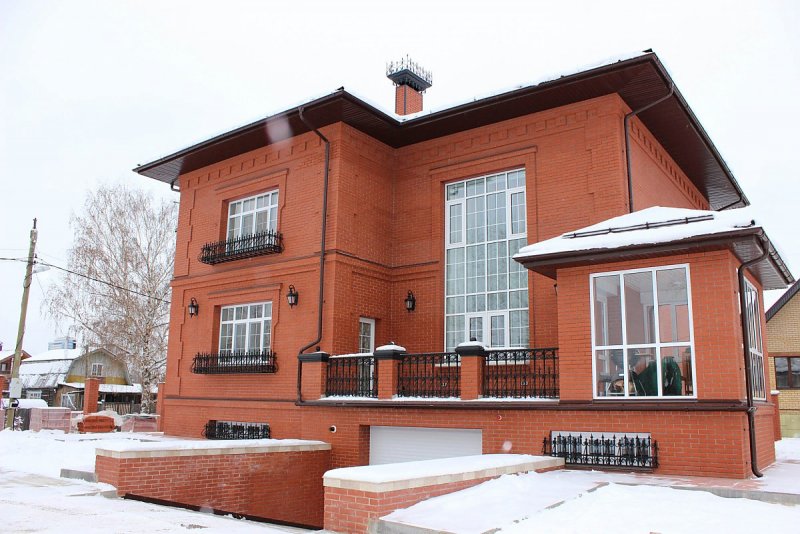 Кирпичный дом
