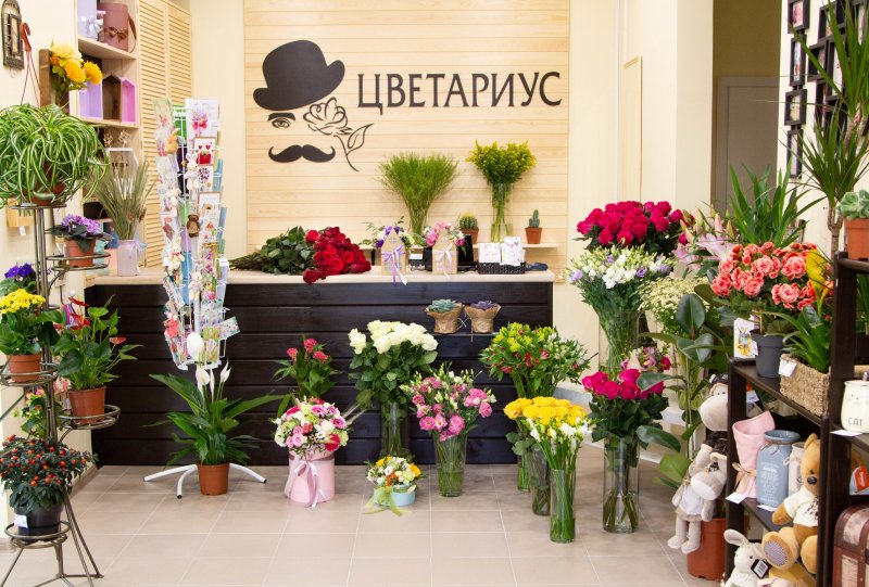 Интерьер магазина цветов