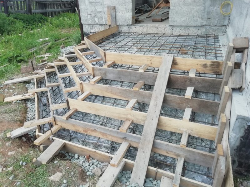 Опалубка для ступеней крыльца