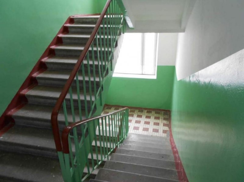 Лестница в подъезде