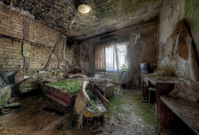 Самые страшные заброшенные здания