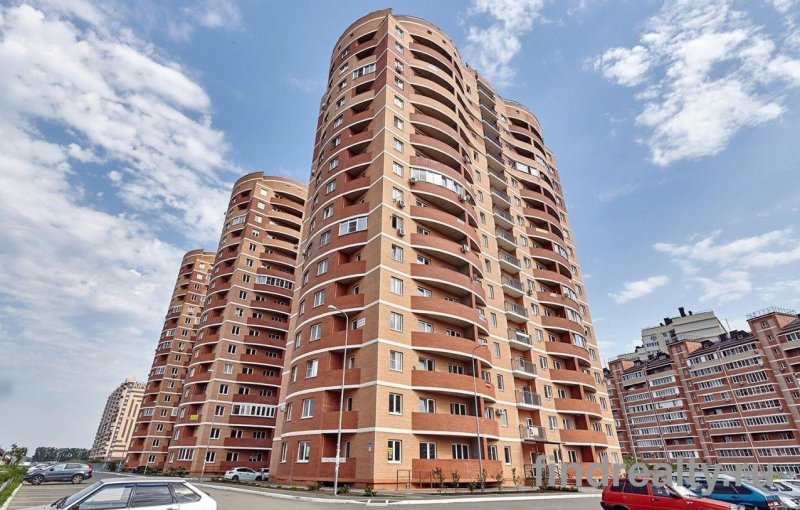 Улица в Краснодаре Домбайская 6