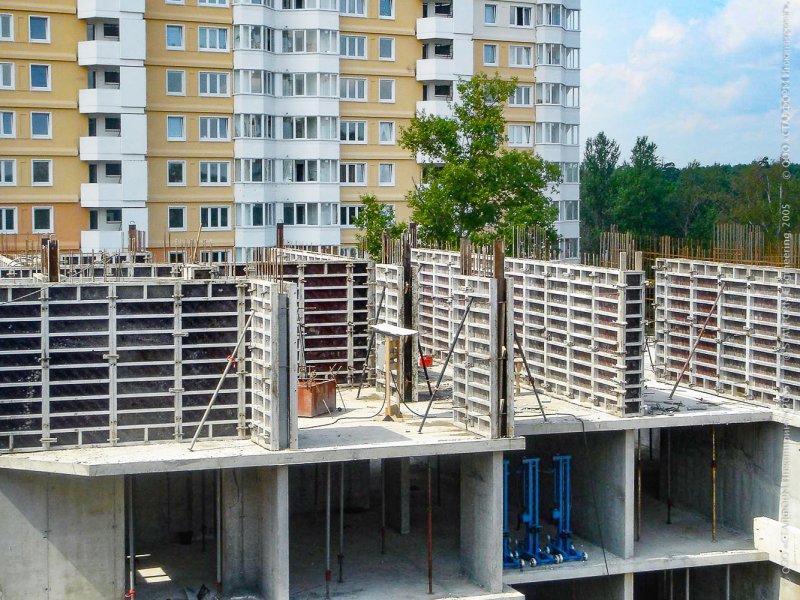 Монолитно-панельный дом