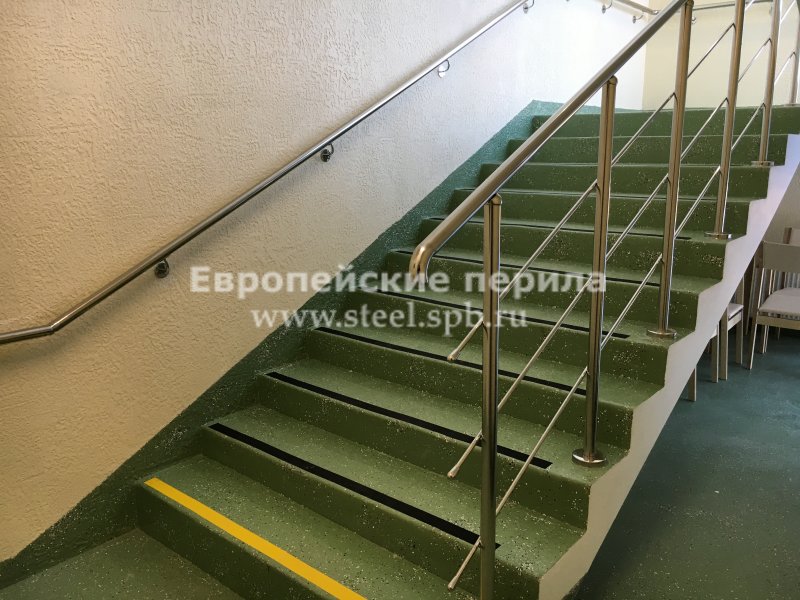 Подъездные перила из нержавейки