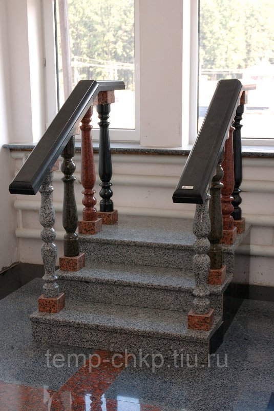 Ступеньки из гранита
