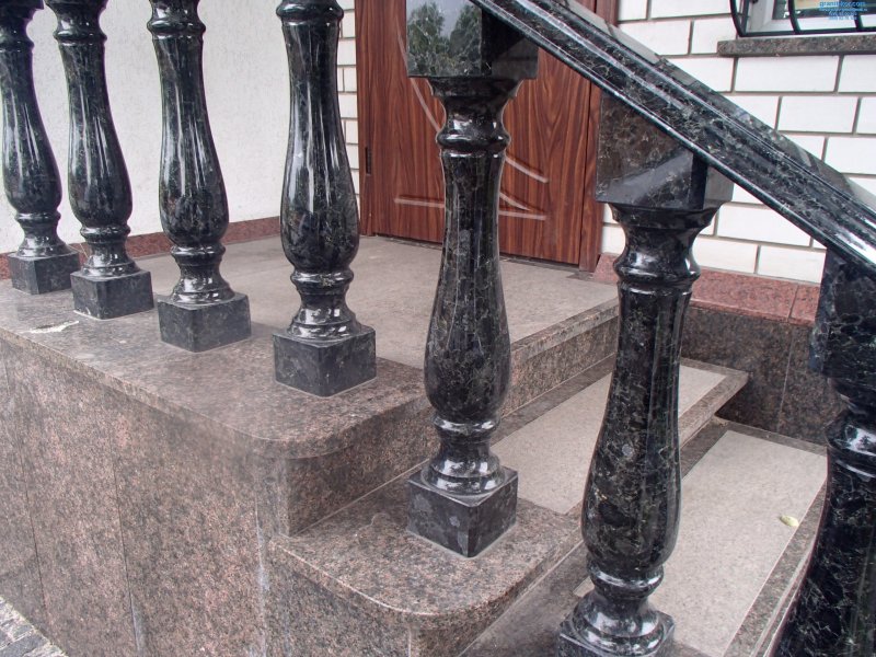 Перила из гранита