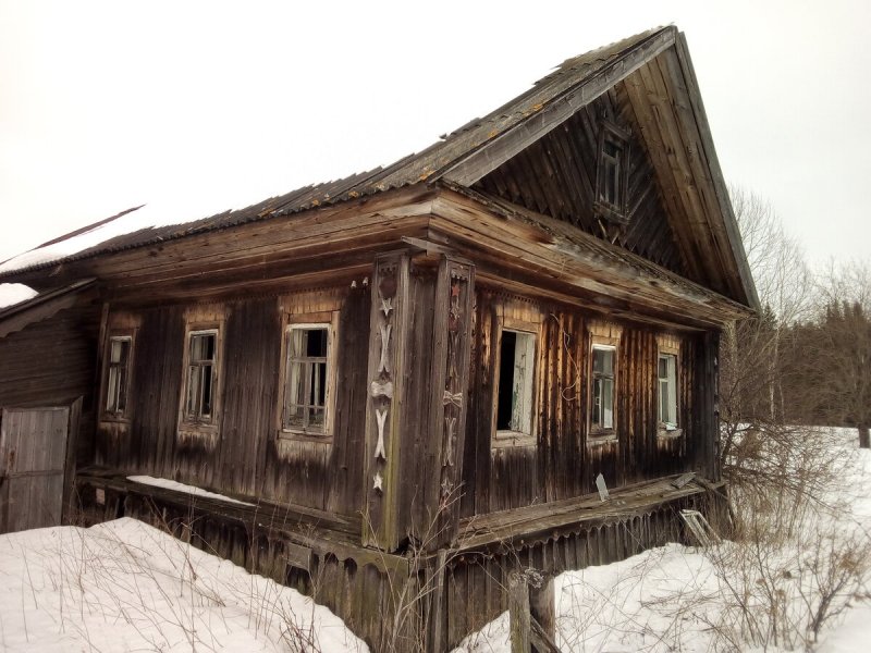 Старинный дом в деревне