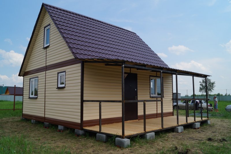 Дачный каркасный домик 6х6