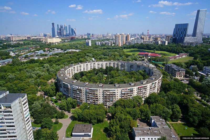 Улица Довженко Москва круглый дом