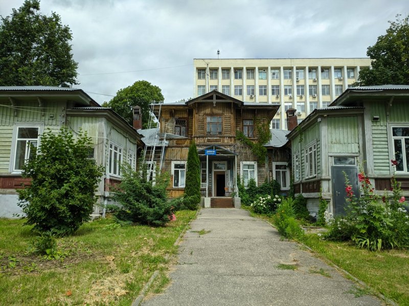 Якубович загородный особняк