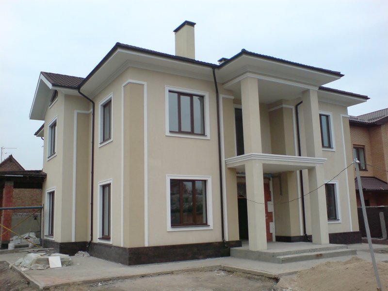 Штукатурные фасады домов