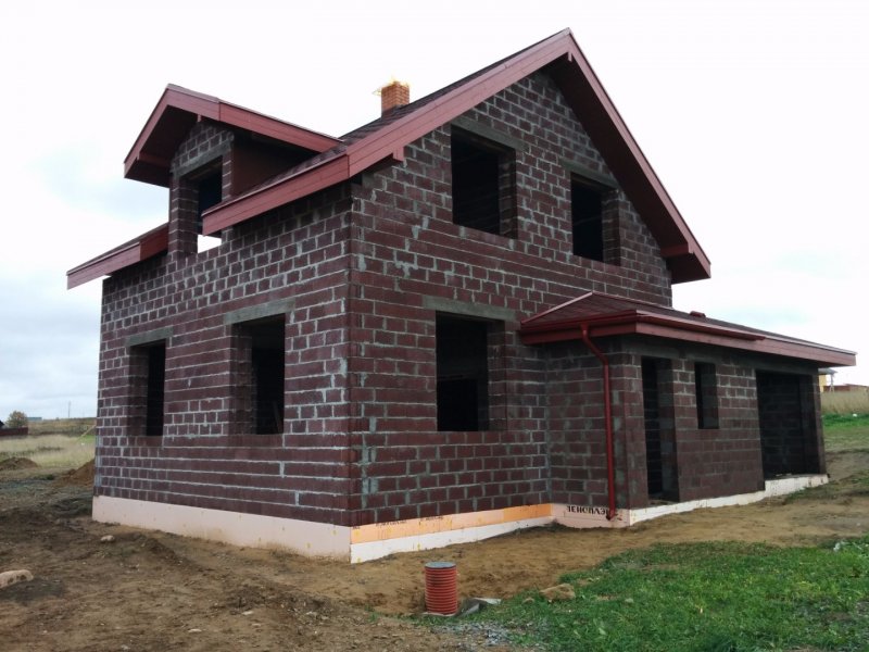 Дом из керамзитных блоков