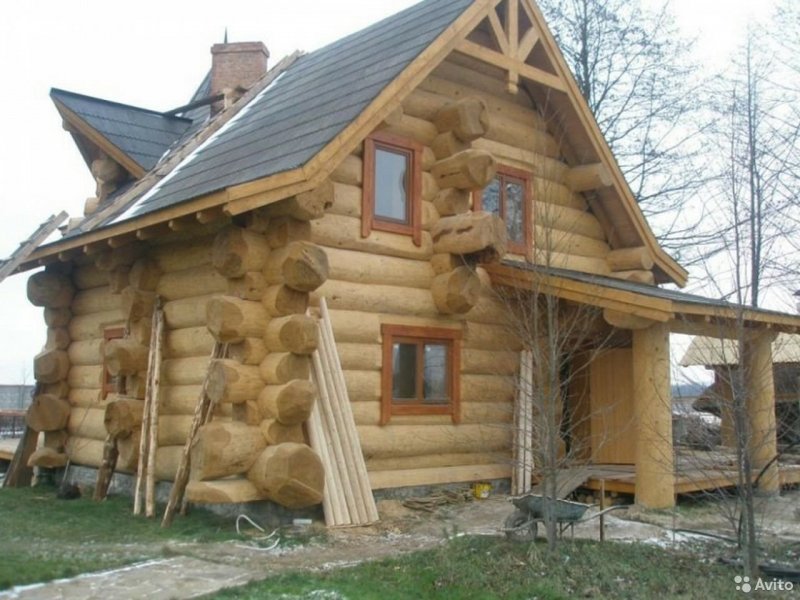 Дом дикий сруб