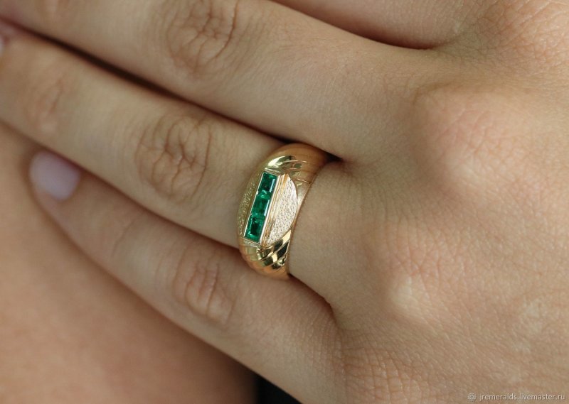 Кольцо Jules Emerald