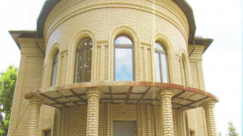 Круглые эркера кирпичные
