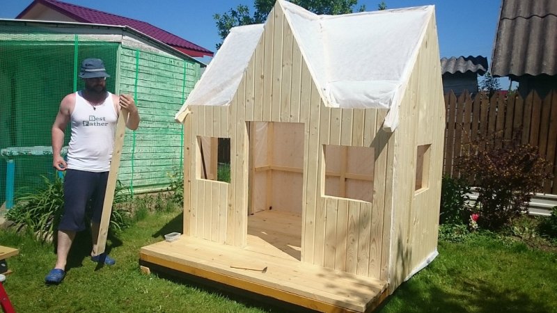 Детский домик для дачи