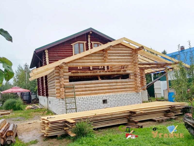 Пристрой из бревна
