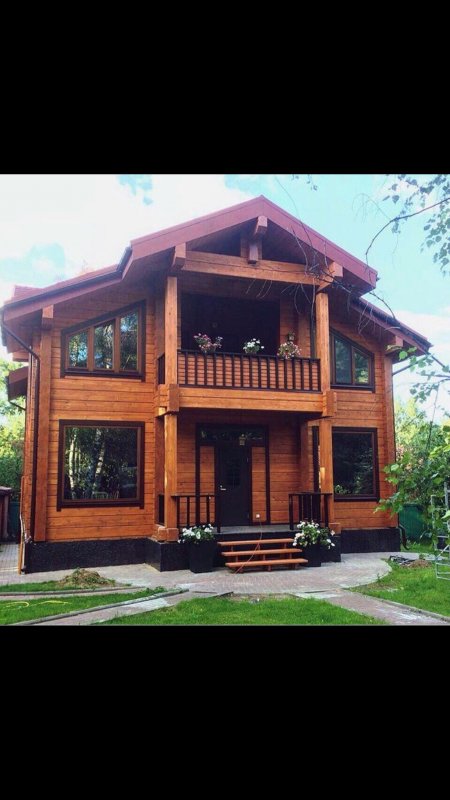 Красивый дом из бруса