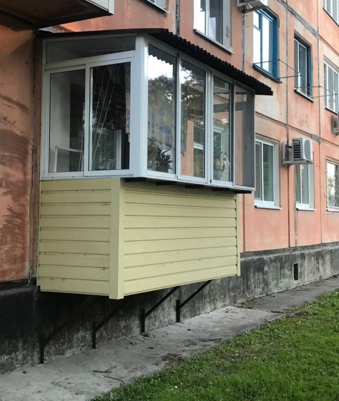 Подвесной балкон