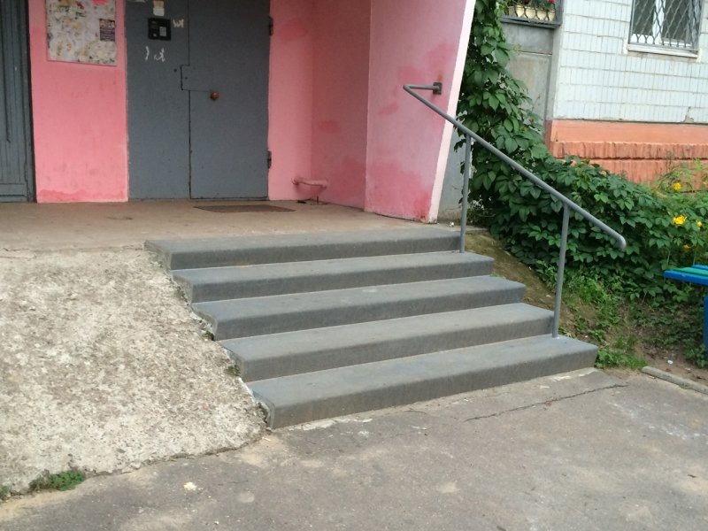 Отделка ступеней в подъезде