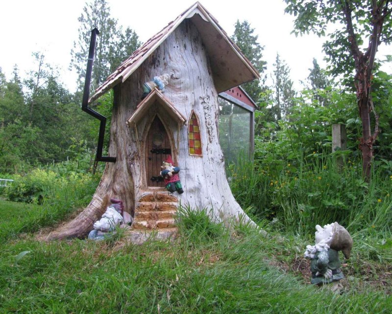 Сказочные домики для дачи