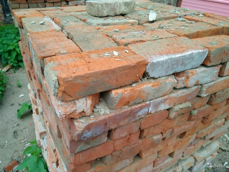 Дом из кирпича