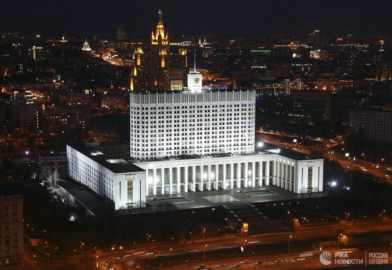 Дом правительства в Москве ("белый дом")