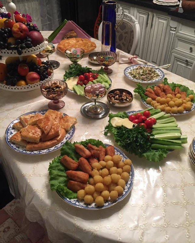 Праздничный стол домашний