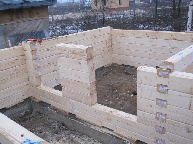 Сборка бани из профилированного бруса 150х150
