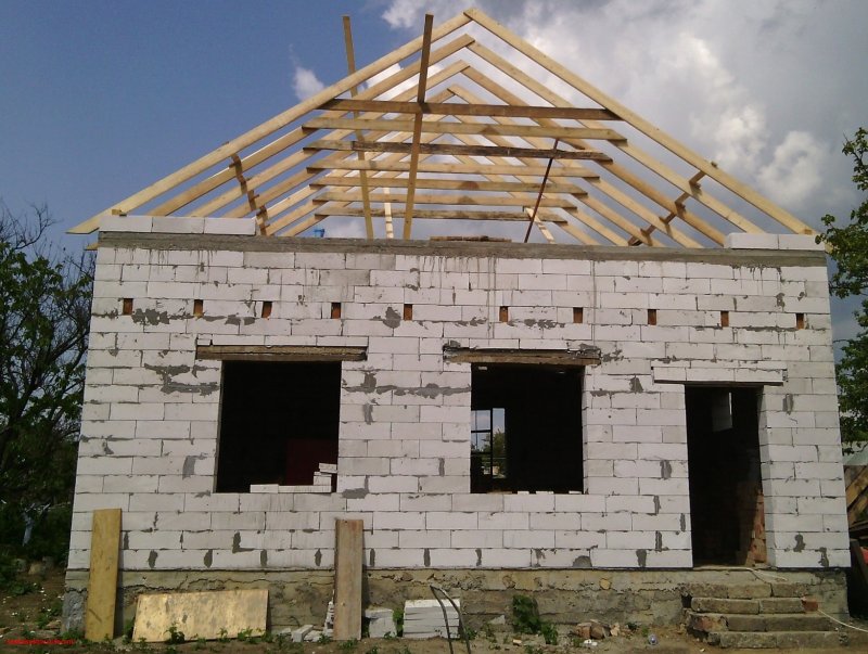 Постройка дома из газобетона