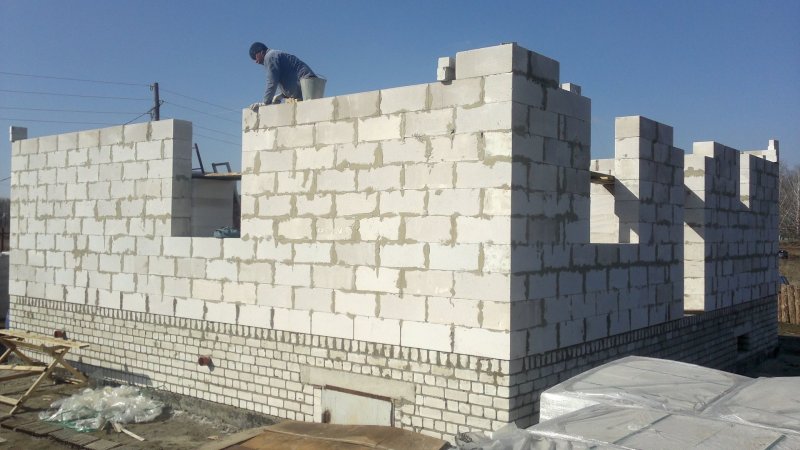 Постройка из газосиликатных блоков